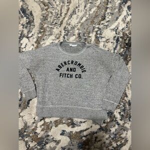Abercrombie & Fitch Heather Gray Crew Neck Sweater